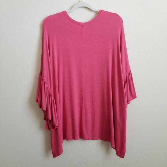 Anthro Akemi + Kin Capa Fluttered V-Neck Tunic S - Picture 5 of 5